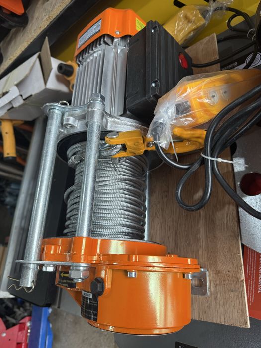 Лебедка Тельферь