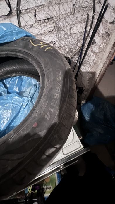 Продам летнюю резину