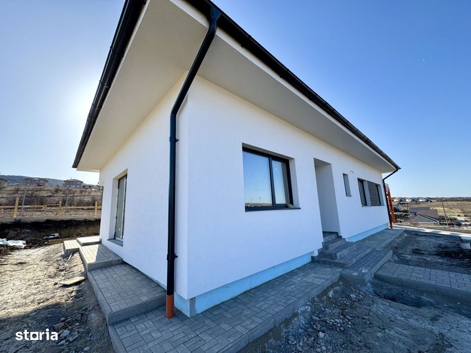Casa individuala, 170 mp, finisata, pe un singur nivel, 300 mp curte,