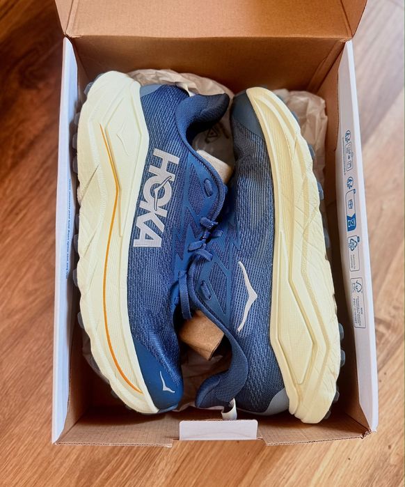 HOKA M Challenger 8 WIDE