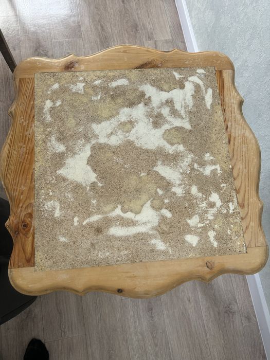 Продам стол из дерева