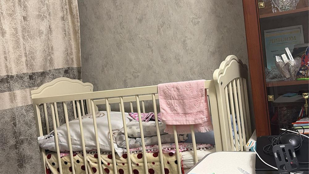 Продам манеж срочно