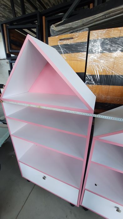 Мебели тип къщички