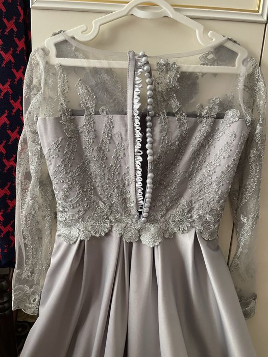 Vecherniy koylak sotiladi 200000