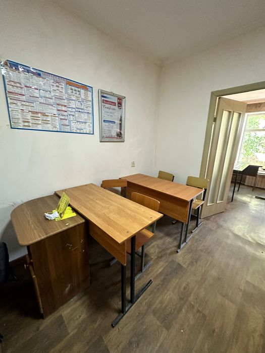 Парта орындықтарымен срочно сатылады!!!