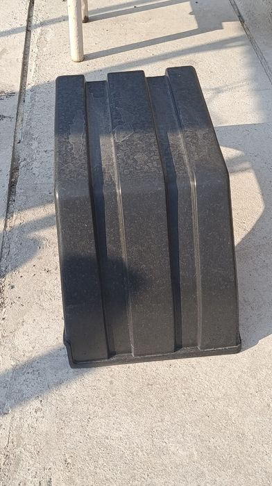 продам крыло от газели