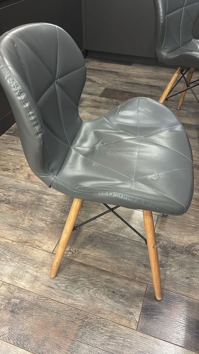 Комплект кухонных студьев