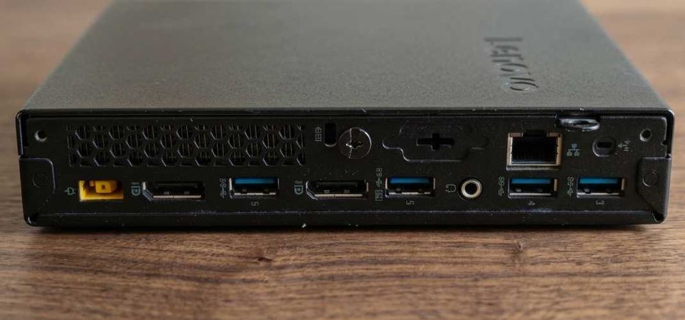 Продавам Lenovo ThinkCentre M700 Tiny / i3 / 16GB RAM DDR4 / 256GB M.2 SATA / 640GB HDD/ Профилактиран / Windows 11 Pro / ESET NOD32 Antivirus
