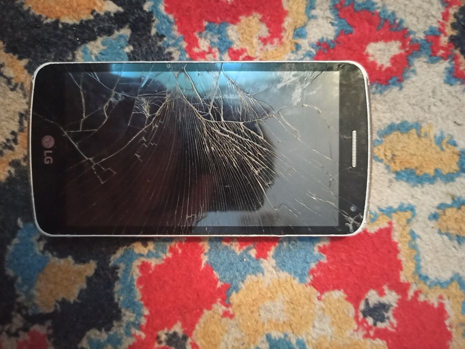 телефоны на запчасти