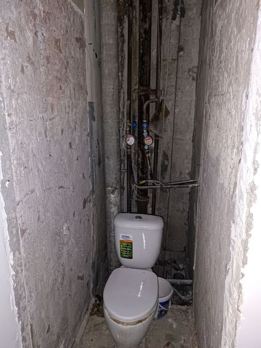 2/2/4 юнусабад 8, круг, бывший ресторан Юнусабада