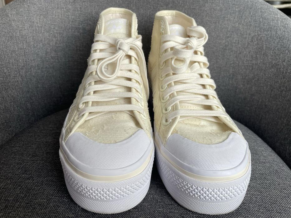 Дамски маратонки кецове Adidas Nizza, мръсно бели, номер 40