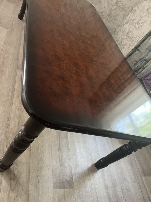 Продам стол размер 3,75 м