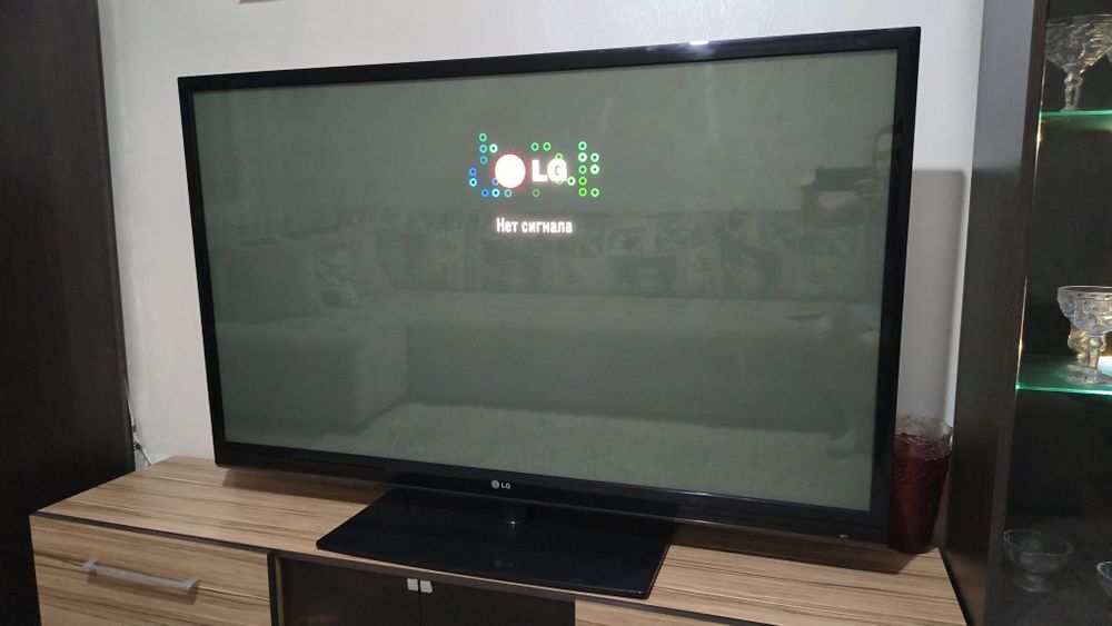 Телевизор LG диагональ 1,55см