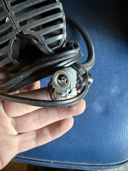 Компрессор для автомобиля для подкачки колес