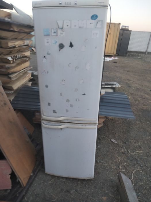 Холодильник на запчасти