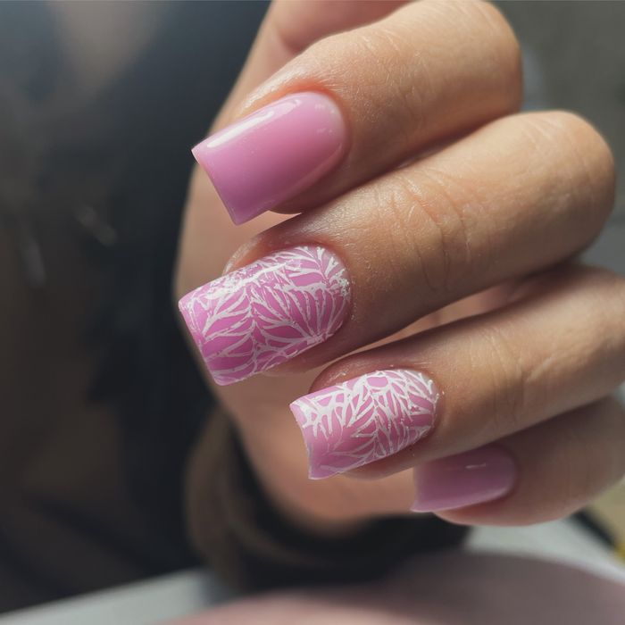 Маникюр наращивание Алмата