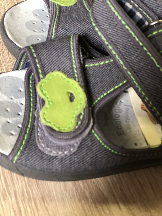 Сандалии на мальчика