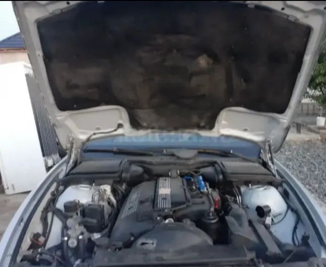 БМВ-Е39 1998 г 2.5 м54 газ 60л