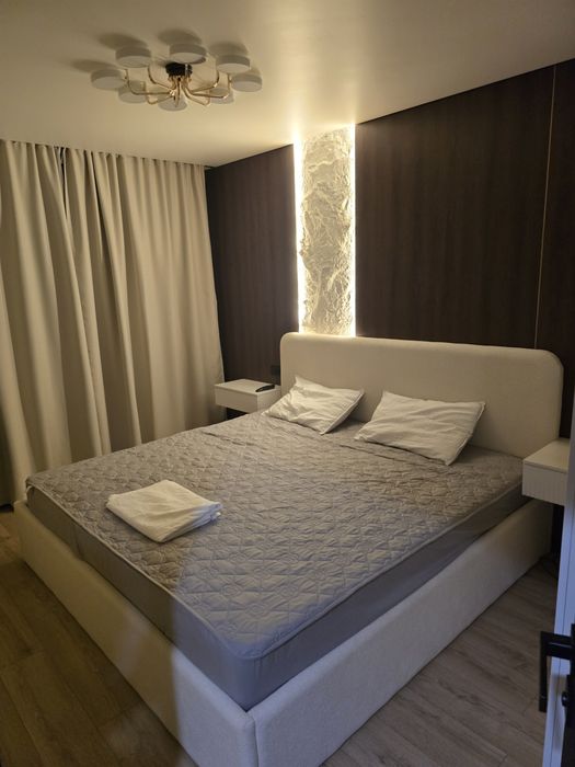 Сдам 3х комн кв посуточно