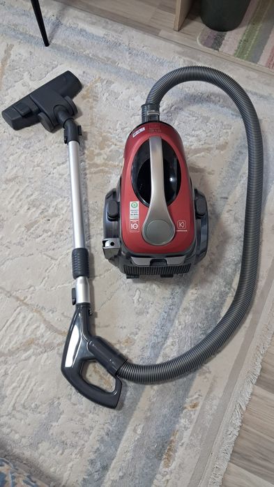 Продам пылесос лджи