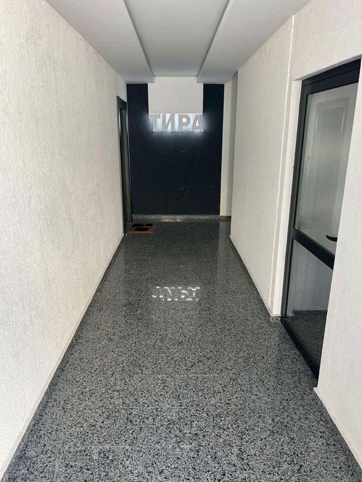 Дава се под наем Тристаен апартамент в Варна, м-т Сотира - 65 кв.м за 765 € - Снимка #4