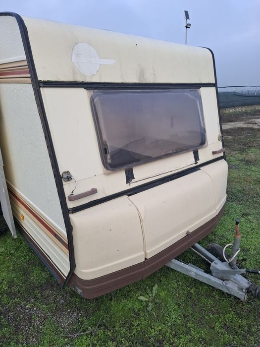 Vand rulota recent adusa din Franța