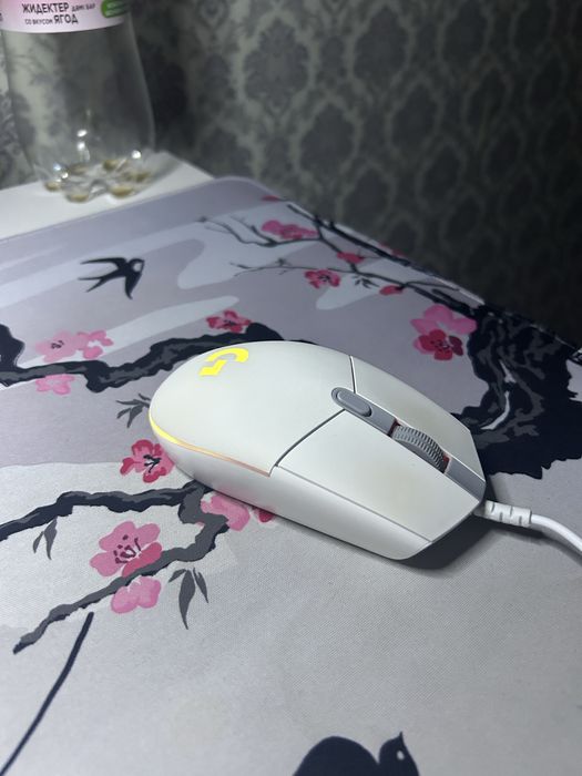 Logitech g102 Мышка