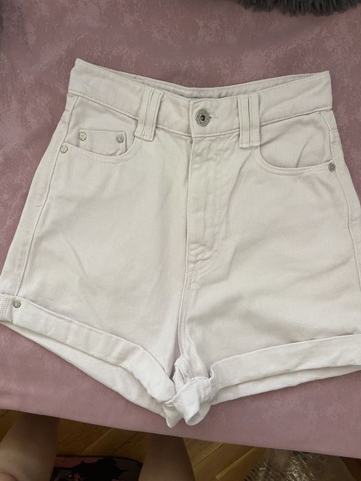 Дънкови къси панталонки на Zara