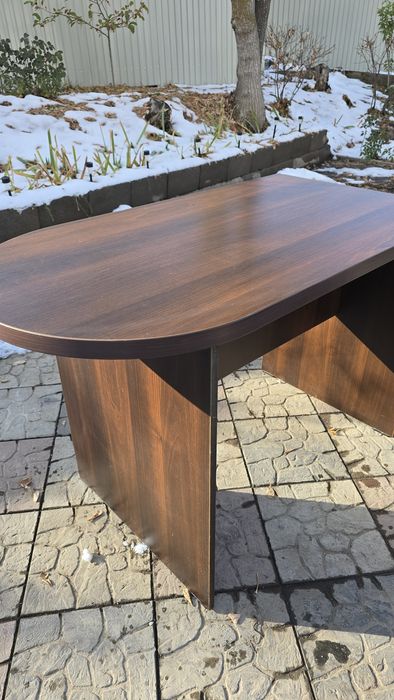 Стол письменный продам