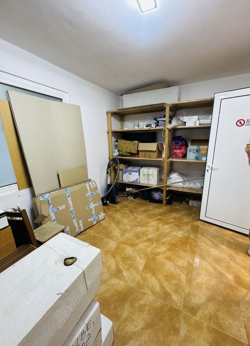 Spatiu Comercial/Birouri Podu Ros 62 mp  de Inchiriat