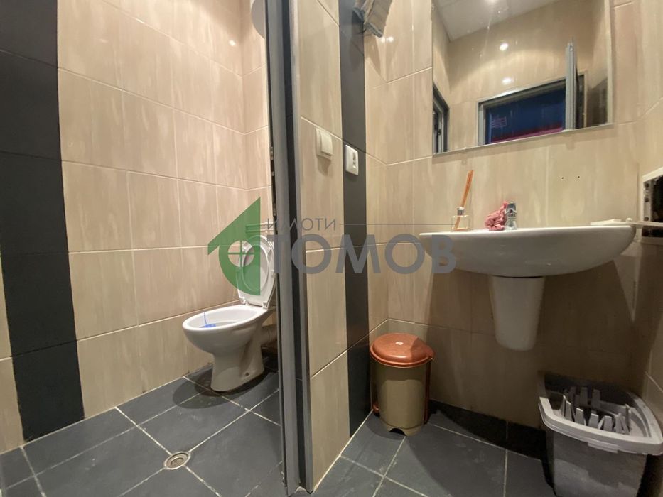 Продава се Магазин в Шумен, Център - 94 кв.м за 1800 €/кв.м - Снимка #7