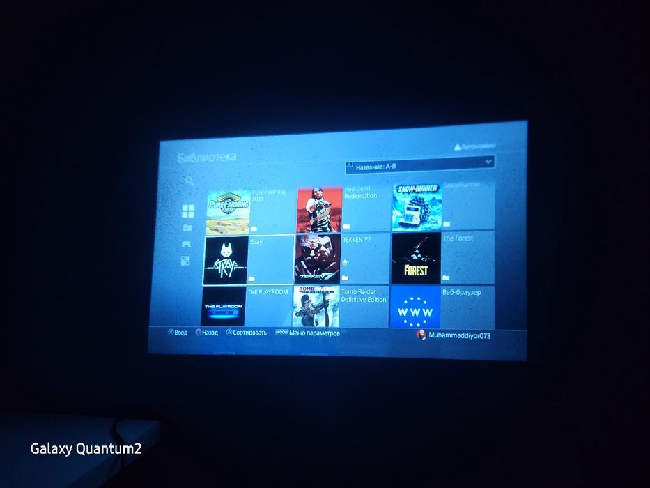 PS4 Slim 1TB 9.00 gold hen+ 4 ta Joystik