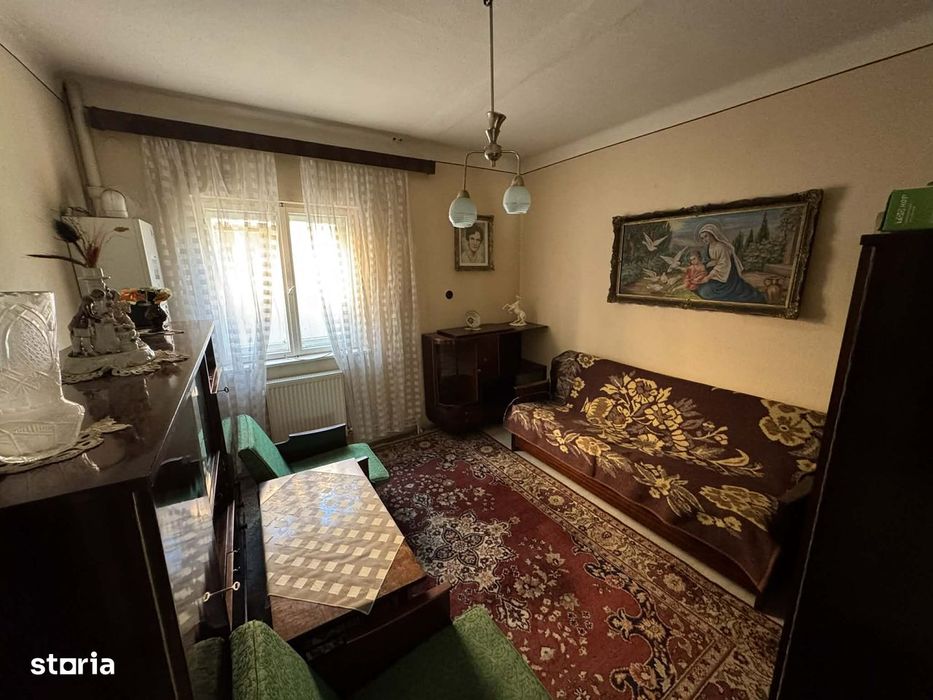 Casa P+1 cu 2 apartamente individuale , zona Ultracentrala