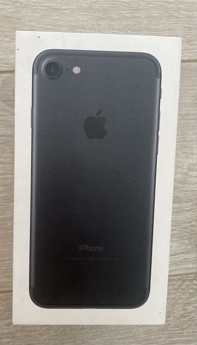 Iphone 7, cu cartela, functionabil cu cutia sa