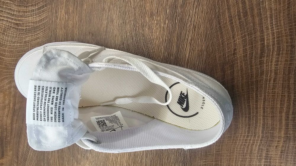 Чисто нови гуменки