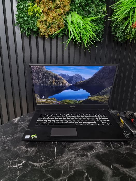 Noble Amanet - Laptop Gaming Lenovo Legion  Y540 17inch, i7 9750HF, 8GB, GTX 1650 4GB, 1.1TB