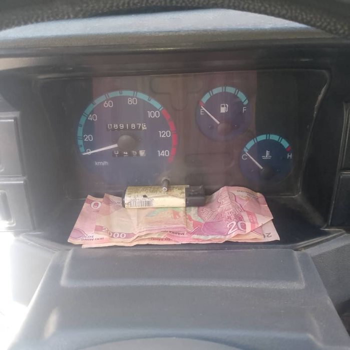 Tez va arzon sotiladi kelishiladi