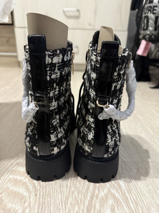 Ботуши Guess FIOREL02