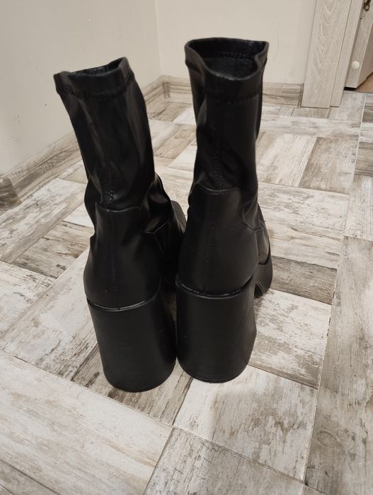Дамски боти  38 н