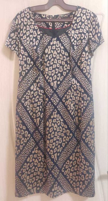 Официална дамска рокля със сако