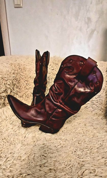 Обувки на символични цени/естествена кожа/