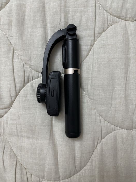 Штатив-стабилизатор Q08 в хорошем состояни