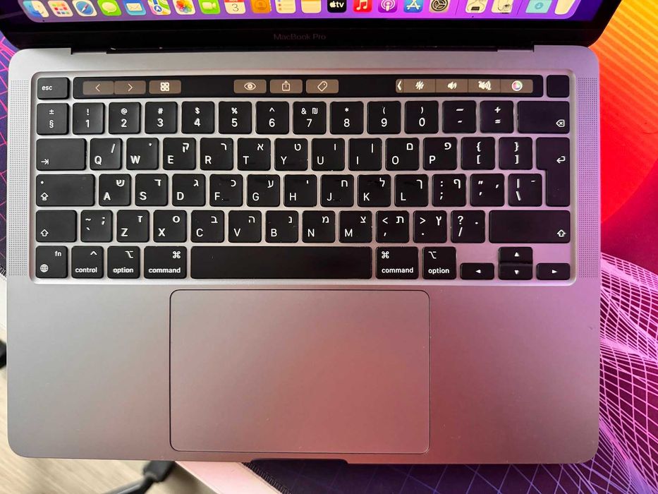 Macbook Pro M2 - 16GB RAM, 512GB SSD, ecran 13,3" - vand sau schimb