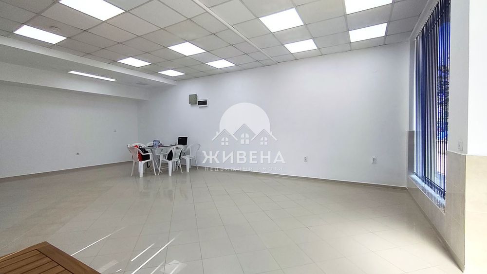 Отдавам под наем магазин / офис, кв. Възраждане 1, със собствен парки
