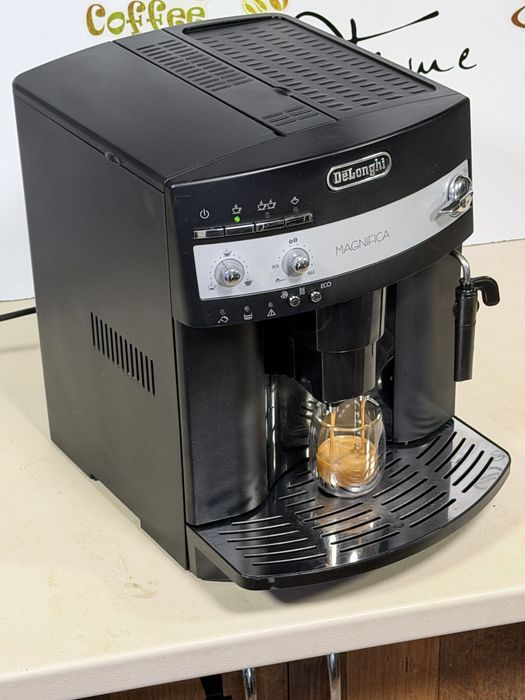 Кафемашина кафе автомат delonghi magnifica с гаранция