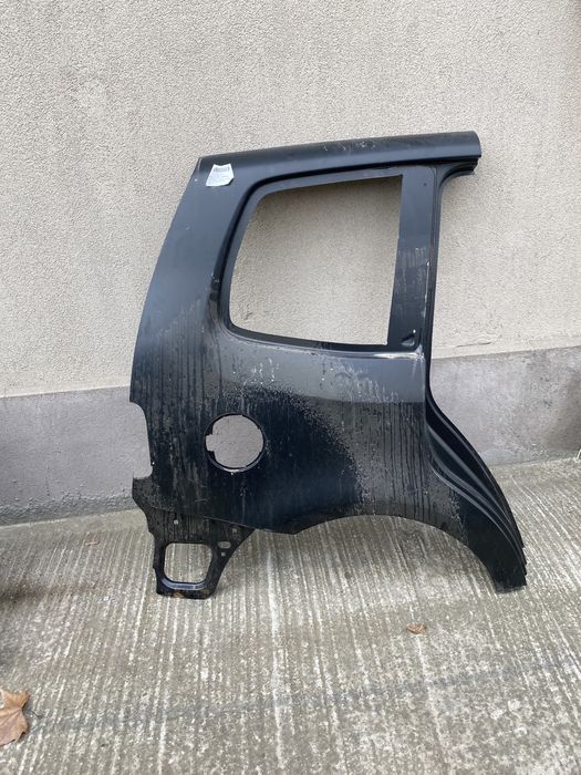 Aripa dreapta spate Vw Touran an 2010-2015