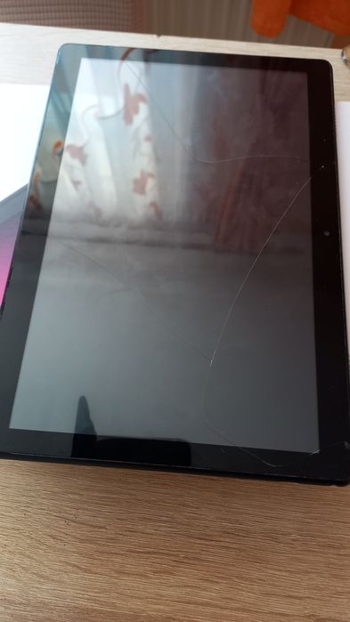 Tableta Lenovo M10 Preț.250 lei.