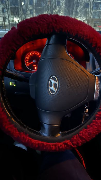 Продам Hyundai Tuscani 2001 года