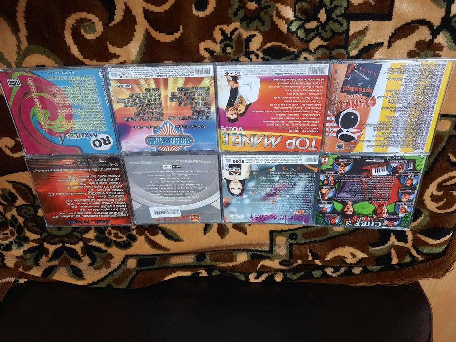 Cd-uri audio cu manele