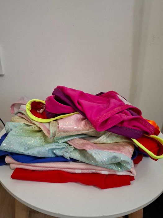 Бански костюм за момиче, ръст 122–128 см (6–7 години)